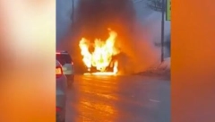 BUKTINJA NA PUTU Autobus u plamenu (VIDEO)