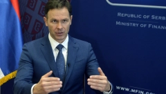 "FASCINANTNO KOLIKO DALEKO IDU U TOME DA UNIŠTE SRBIJU" Mali odgovorio Ponošu: Nastavljamo da rastemo, imamo rekordnu zaposlenost!