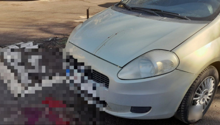 JEZIVE SLIKE SA MESTA ZLOČINA U BORČI Jovan izboden na smrt, od ubice ni traga ni glasa - krv svuda po putu, meštani u strahu (FOTO/VIDEO)