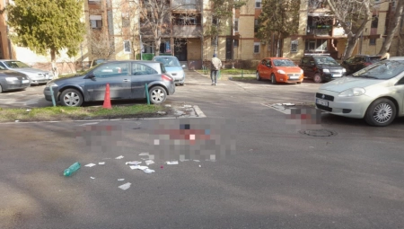 "KOMŠIJA GLEDAO KRVOPROLIĆE U BORČI! POKUŠAO DA POMOGNE IZBODENOM MLADIĆU" Stanarka opisala jezive scene, krv svuda po putu (FOTO/VIDEO)