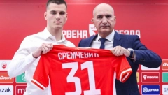 NAJVEĆE PPOJAČANJE STIGLO NA "MARAKANU" Zvezda predstavila napadača, on uzeo broj 31 i poručio: Od malena sam sanjao da obučem crveno-belo