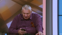 ŠEŠELJ DOBIO PISMO KOJE GA JE UZDRMALO Pročitao ga u programu uživo i saopštio odluku koju je doneo (VIDEO)