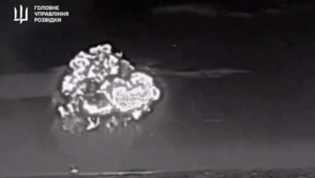 KRVAVO MORE ODNELO 50 MORNARA! Ukrajinski pomorski dronovi RAZORILI rusku mornaricu (VIDEO)