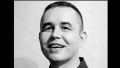 POTRESNA FOTOGRAFIJA Ćerka i ubijeni Saša zagrljeni, njena poruka slama srca (FOTO)