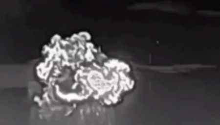 UKRAJINCI OBJAVILI JEZIV SNIMAK Pogledajte kako moćno oružje uništava ruski brod: Poginulo 50 osoba