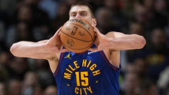 AU, ŠTA IM JE URADIO Jokić uspeo da posvađa saigrače, toliko ih je uništio da nisu znali gde se nalaze