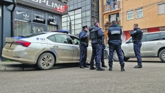 BLOKADE NA KIM UŠLE U 16. DAN: Više stotina zaposlenih u srpskim institucijama i dalje nema prilaz poslu!