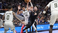 ČUO SAM SAMO DA JE PUKLO Ovo je trenutak kada se Luka Dončić povredio, jeziv prizor (VIDEO)