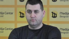 SMUČILE IM SE LAŽI Članovi vojnog sindikata napuštaju dojučerašnjeg šefa NOVICA RADI SAMO ZA SVOJ DŽEP, VREME JE DA IDE!