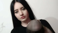 SRBI NE MOGU DA VERUJU Anđela šeta ovu divlju zver, nema ko se nije okrenuo da pogleda (FOTO)