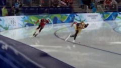 MAJKA GA PRONAŠLA SA SLUŠALICAMA U UŠIMA Velika tragadija: Preminuo poznati sportista iz Brazila