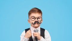 DETE MI PREBRZO RASTE Eksperti upozoravaju na 3 znaka na koja roditelji moraju da obrate pažnju, pružite im detinjstvo iz snova