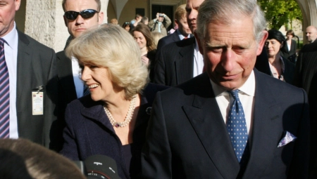 AKO KRALJ ČARLS UMRE, KAMILA NEMA MNOGO IZBORA Kraljevska porodica se sprema za najgori mogući scenario