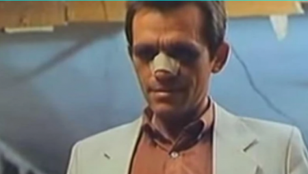 GLUMAC UMRO NAKON ŠTO JE ZVERSKI PRETUČEN Prolaznici okretali glavu, a razlog prebijanja je sraman!