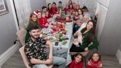 OVAJ PAR IMA 22 DECE Za ovu bizarnu aktivnost im je potrebno čak tri sata! (VIDEO)