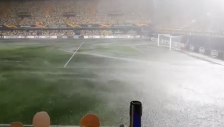 OVO SE NE VIĐA ČESTO Utakmica u Nemačkoj otkazana zbog provale oblaka (VIDEO)