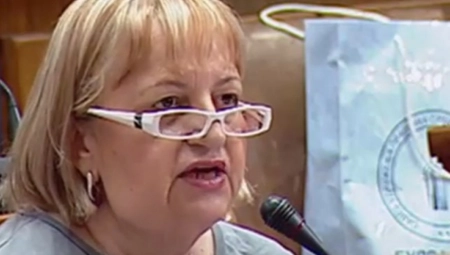 "TAJ PAPIR JE BEZVREDAN, PREDLOŽEN JE OD NAJBEZNAČAJNIJIH LJUDSKIH GNJIDA" Radeta za Alo! oštro o sramnoj rezoluciji o Srbiji