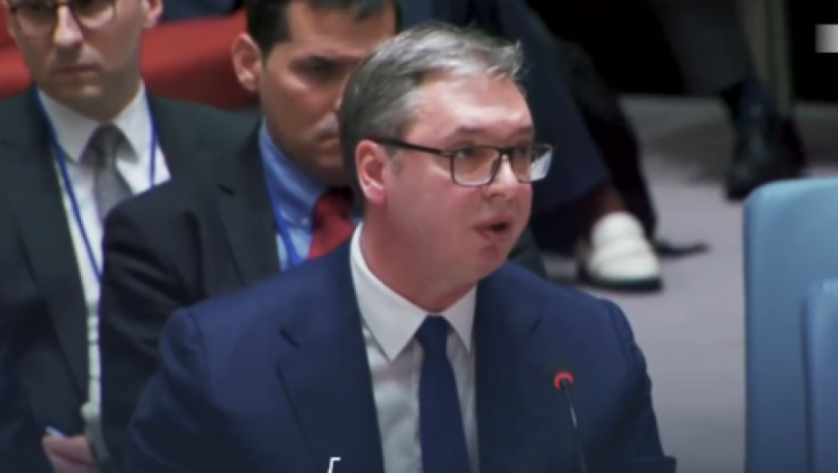 UDARNA PORUKA VUČIĆA "Ponosan sam na Srbiju koja sme da u lice kaže popu pop - bob!" (VIDEO)