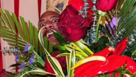 SVE OD TETOVAŽA DO LUKSUZNIH SATOVA Slavne ličnosti ne štede pare za Dan zaljubljenih, jedan poklon je posebno bizaran!