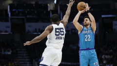 SRPSKI ŠOU U ŠARLOTU Micićev dabl-dabl, besprekoran debi Pokua i potez zbog kojeg je Amerika u EKSTAZI (VIDEO)