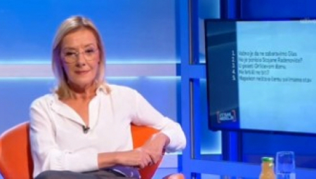 ŽENA SE JAVILA U UTISAK NEDELJE I POKOPALA ĐILASOVCE Neće vas stranci dovesti na vlast!