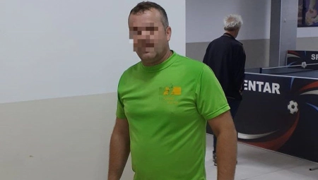 OVAJ ČOVEK JE SKRIVAO SVIREPOG UBICU IZ SJENICE Dao mu da spere krv sa sebe, a onda ga poslao na autobus sa 200 evra! (FOTO)