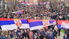 SRBI PROTIV KURTIJEVOG TERORA Počeo protest u Severnoj Mitrovici (FOTO)