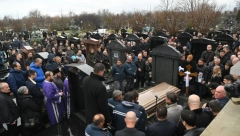 I NAJŽEŠĆI PLAČU Potresna scena, čuveni kapiten Partizana nije mogao da zadrži suze na Milojevićevoj sahrani (FOTO)
