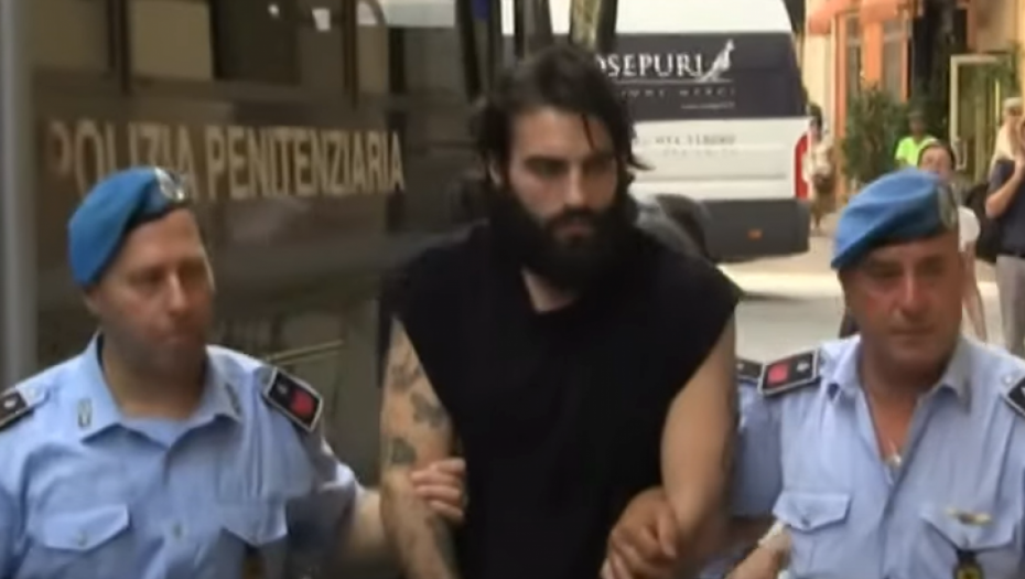 UBIO DEVOJKU ČEKIĆEM Kazna za monstruma: Italijanski fudbaler dobio DOŽIVOTNU