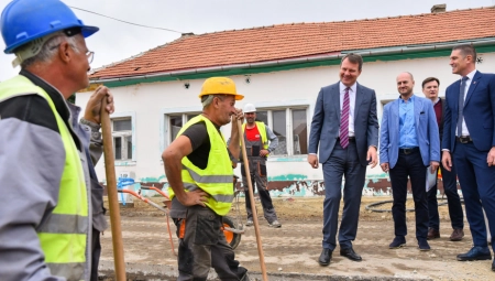 Pokrajinska vlada sa 2,6 milijardi dinara nastavlja sa finansiranjem projekata u 13 lokalnih samouprava u Vojvodini