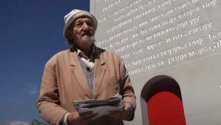 "NEMA DUŠMANA DOK NE RODI MAJKA" Miodrag je sam sebi digao spomenik od 6 metara, Srbija bruji o ovome!