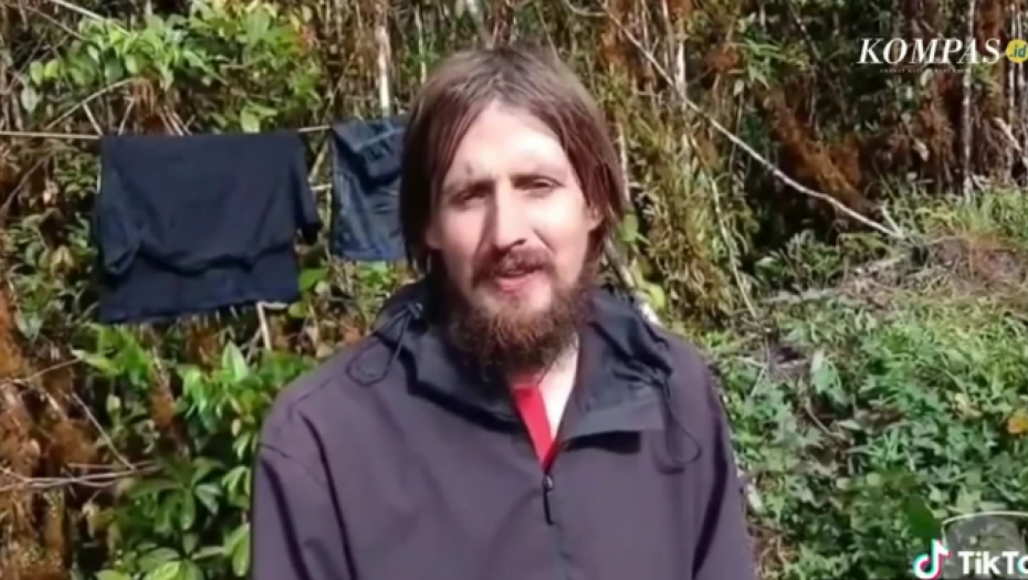 "LJUBAVI, TO SAM JA..." Svi su mislili da je pilot mrtav, a onda je Filip poslao video-poruku ženi Mariji (VIDEO)