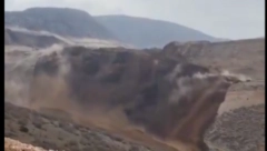 JEZIV SNIMAK URUŠAVANJA RUDNIKA Devet ljudi zatrpano, sve je nestalo za nekoliko sekundi (VIDEO)
