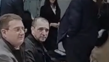 PONAŠANJE ZORANA MARJANOVIĆA ISPRED SUDNICE IZNENADILO MNOGE Evo šta je radio pred početak suđenja za ubistvo njegove žene Jelene!