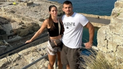 OVAKO SE VOLI SRPKINJA Bio ruski vojnik, a zbog prelepe Kragujevčanke osvaja zlata za našu zemlju... Evo kako je doneo tu odluku (FOTO)