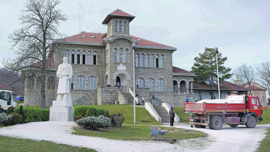 ORAŠAC SLAVI SRETENJE U rodnom mestu srpske države ponosno dočekuju praznik