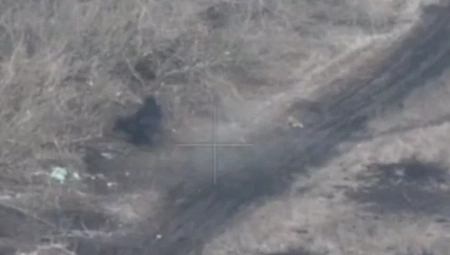 "TIGROVI" RAZOTKRILI PEŠADIJU ORUŽANIH SNAGA UKRAJINE Žestoko na frontu (VIDEO)