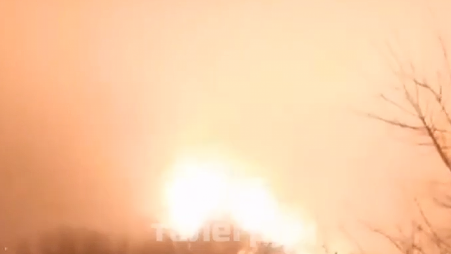 GORI RUSKO SKLADIŠTE NAFTE (VIDEO)