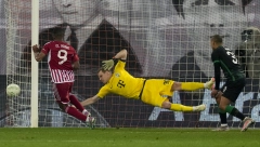 CRVENO-BELI SRUŠILI STANKOVIĆA Molde gazio, pa se kockao, Ajntrahtu malo i 2:0