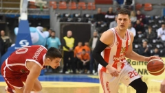 ZVEZDA NASTAVLJA MISIJU "ODBRANA KUPA" Crveno-beli deklasirali senzaciju iz Čačka i sada "čekaju" Partizan u finalu