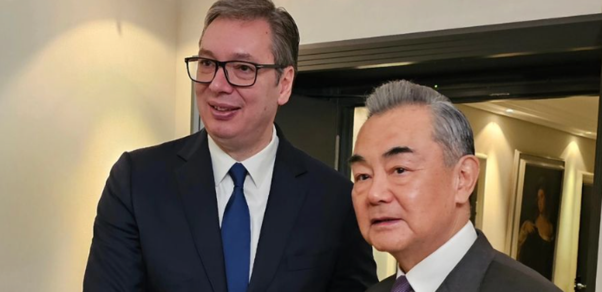 KINA ĆE POMOĆI SRBIJI DA ODBRANI KOSOVO! Moćna poruka Vang Jija posle susreta s Vučićem