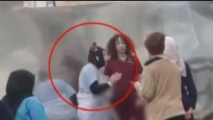 POKUŠALA DA POBEGNE IZ BOLNICE SA ZAVOJIMA NA GLAVI Pacijentkinja se probudila iz anestezije, a zbog jedne stvari je počela da trči glavom bez obzira (VIDEO)