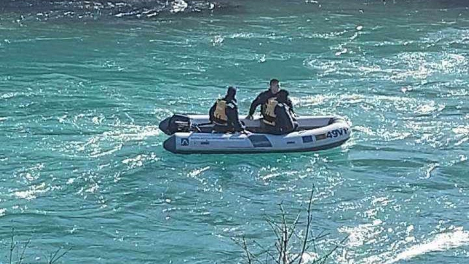 STRAHUJE SE OD NAJGOREG Mladić nestao prilikom kupanja u Zlatarskom jezeru