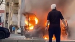 SILOVIT POŽAR PROGUTAO AUTO NA VOŽDOVCU Jezivi snimci s lica mesta, crni dim prekrio nebo! (VIDEO)