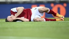 ZA NJEGA JE SEZONA ZAVRŠENA Saša Kalajdžić doživeo tešku povredu, najverovatnije propušta i EP