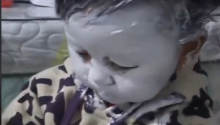 KAD SU DECA TIHA, TO JE LOŠ ZNAK! Roditelji ih na kratko ostavili same, pa zažalili (VIDEO)