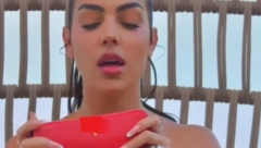 NEKAD RADILA KAO PRODAVAČICA, A SAD SE KUPA U MILIONIMA Georgina objasnila kako se obogatiti preko noći