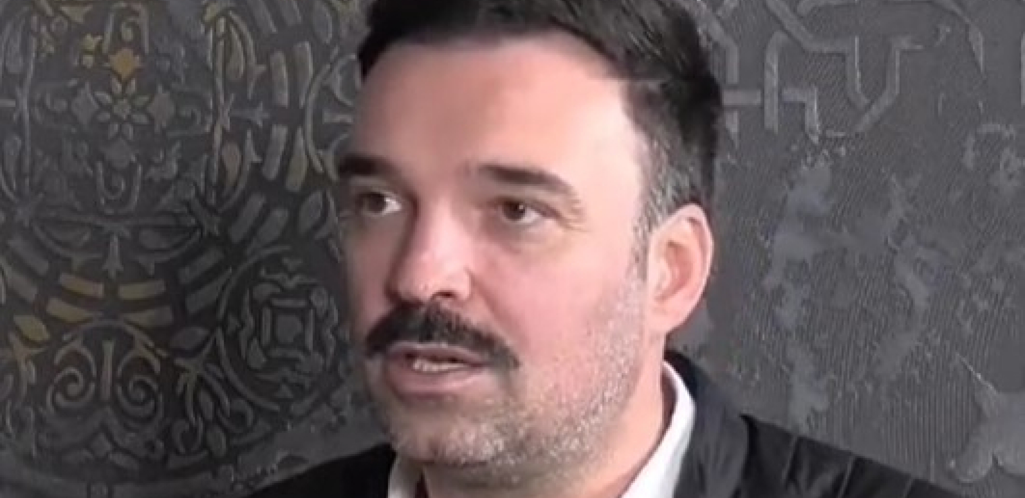 IVAN BOSILJČIĆ UMALO POGINUO U SAOBRAĆAJKI Autobus se zaleteo ka provaliji, pa se zadržao na ivici litice, ispod proticala reka