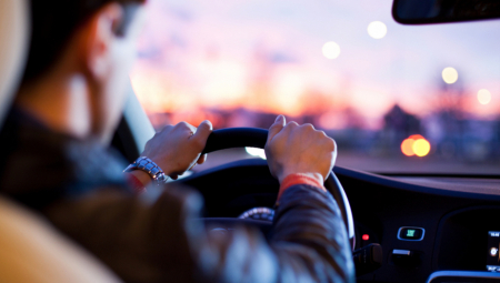 GEST NIŠKOG TAKSISTE ODUŠEVIO SRBIJU! Našao markiranu torbicu punu para - nećete verovati šta je URADIO!