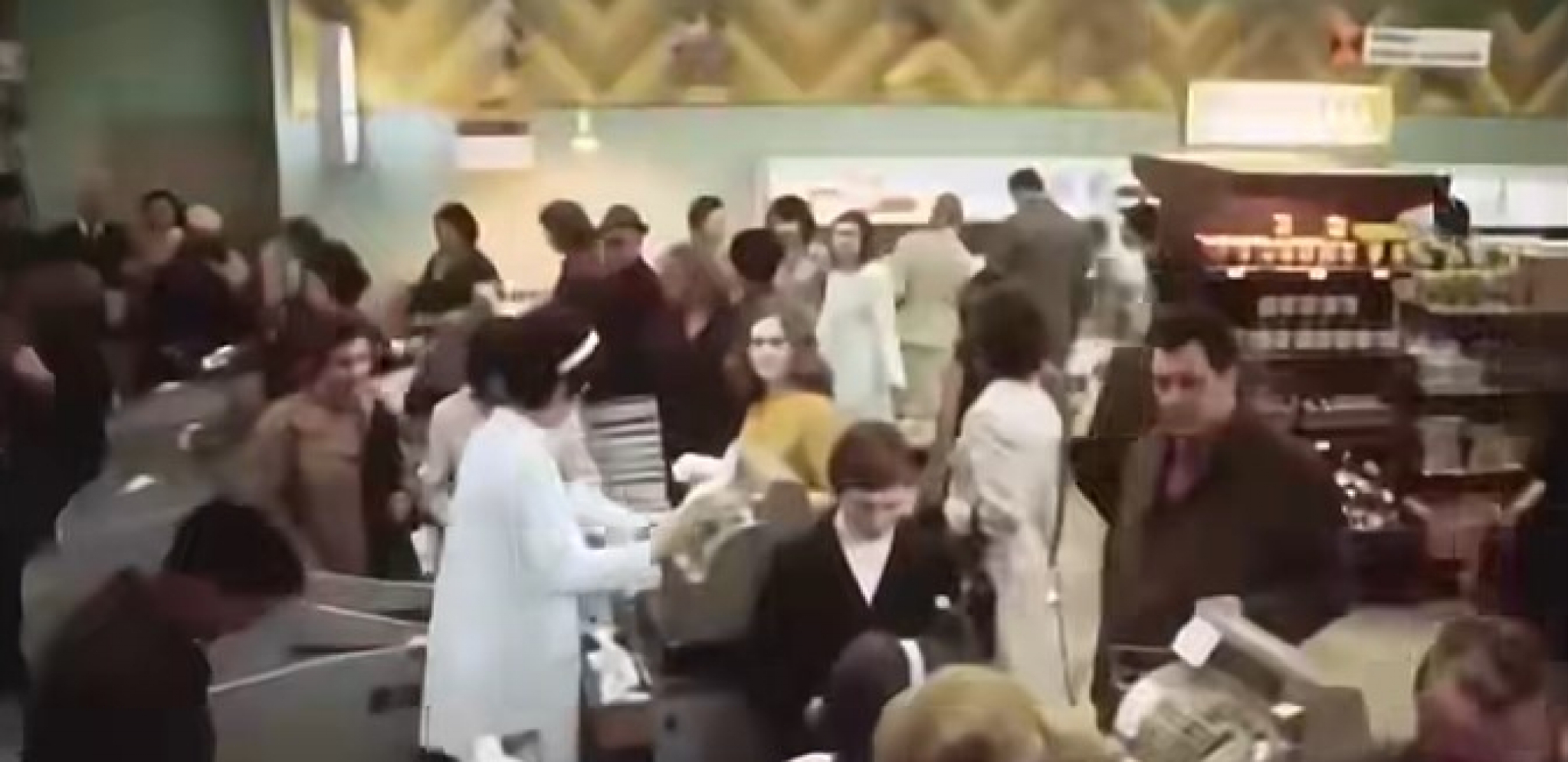 DOBILE SU 21 HILJADU LAJKOVA! Evo kako su izgledale prodavnice u bivšoj Jugoslaviji 1970. godine